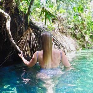 Meet your Posher, Amilia